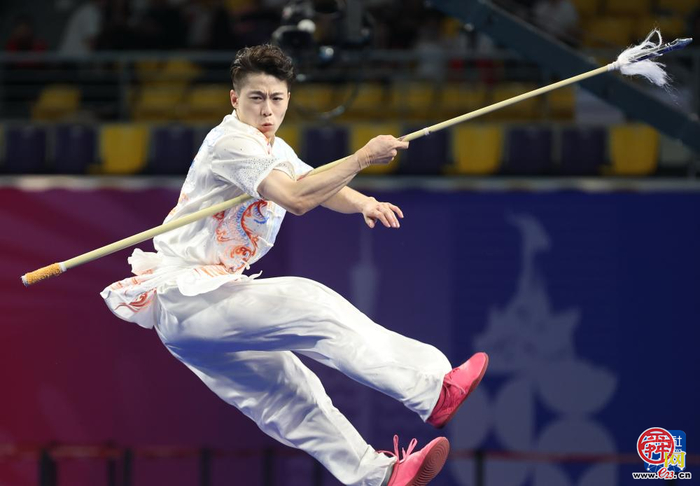 武林高手彰显力与美！济南选手许澳、吕贝贝助力山东队夺得十五运会武术套路混合团体金牌