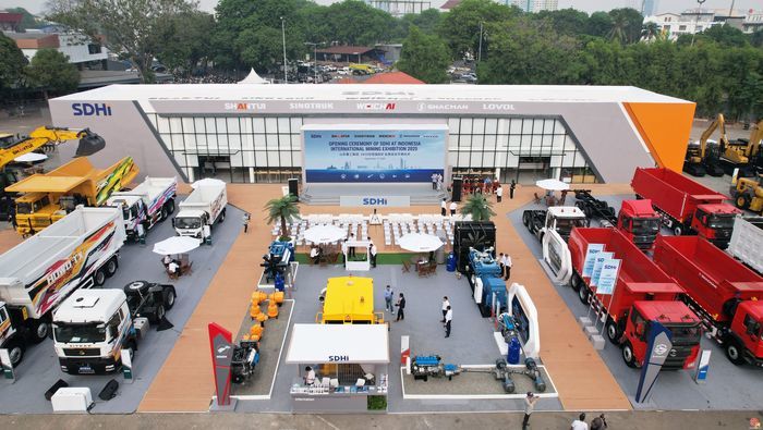 相约“胜利之城” 共绘合作蓝图 ——山东重工集团以硬核实力闪耀2025印尼矿业展