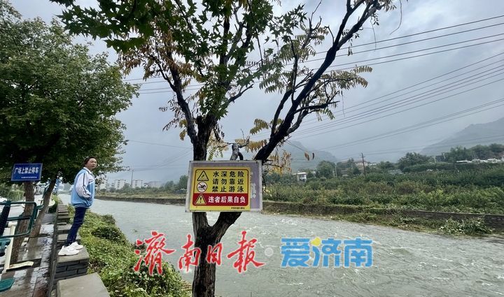 济南连续降雨致玉符河上游水量暴涨