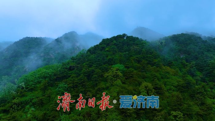 雨后济南九如山云雾缭绕宛如仙境
