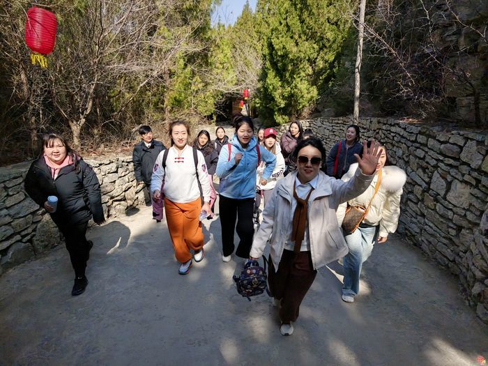 巾帼建功新时代 公交女性绽芳华——济南公交集团南部分公司工会开展庆“三八”主题活动