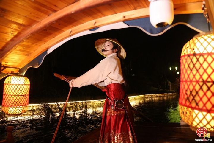 “文产赋能，栾川实践 2025全媒体采风活动”启动，首站走进鸾州渡假日小镇