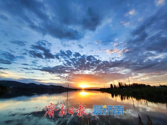 一年四季 泉在济南丨济南大冶水库秋色浓“美颜晚霞” 美轮美奂