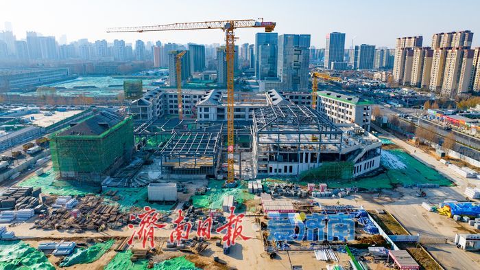 钟楼+特色外立面！高新区贤达学校实景显现 投用在即