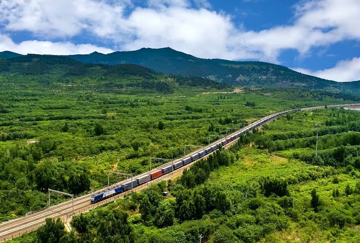 国铁济南局2025年暑运收官：共计发送旅客4751.8万人