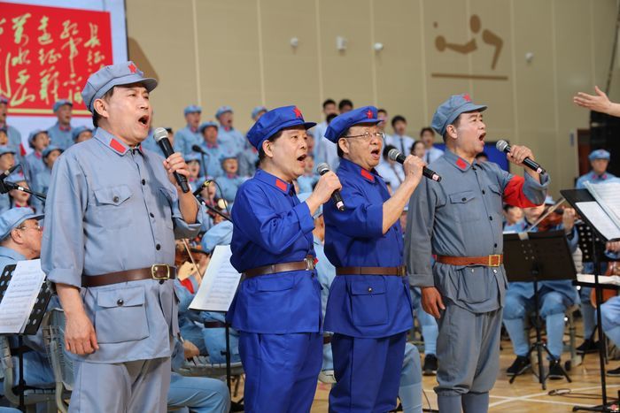 红色经典润校园 长征精神励少年丨《长征组歌》专场演出在山东省实验中学举行