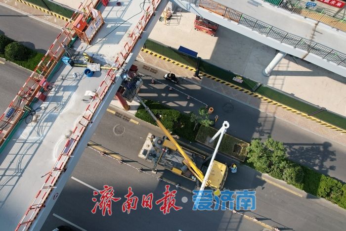 解锁出行新体验！济南这处人行天桥助力道路畅通提质