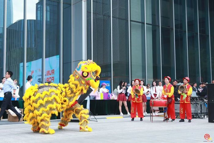 向上攀登！济南CBD2025垂直马拉松开跑！