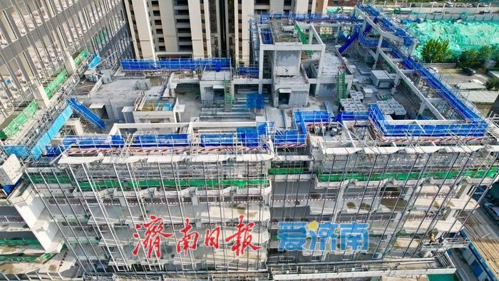 小梁庄项目A地块工程稳步推进 打造现代化商业办公新地标​