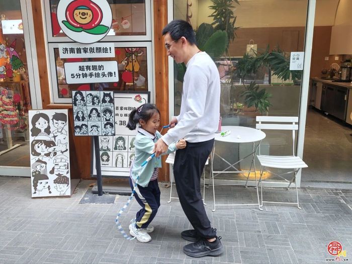 超燃！亲子微马乐翻天——济南市经五路幼儿园举办趣味运动嘉年华系列活动