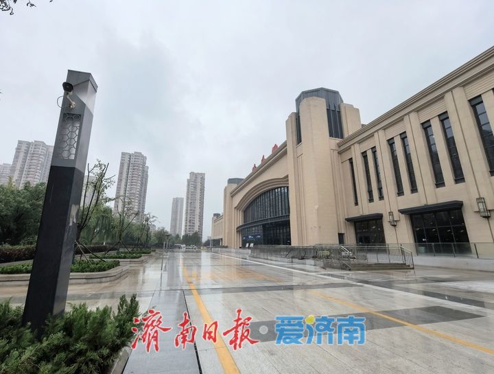 围挡拆除，济南站新建北站房静待“开门纳客”