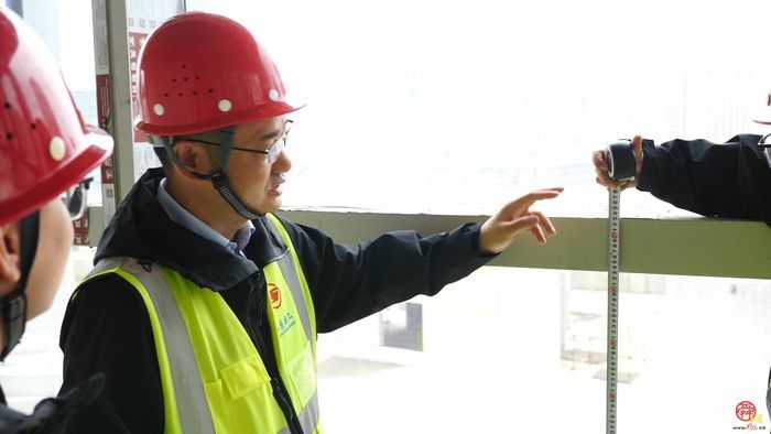 历尽千帆，初心如灯丨“全国劳动模范”肖衡和他的劳模创新工作室