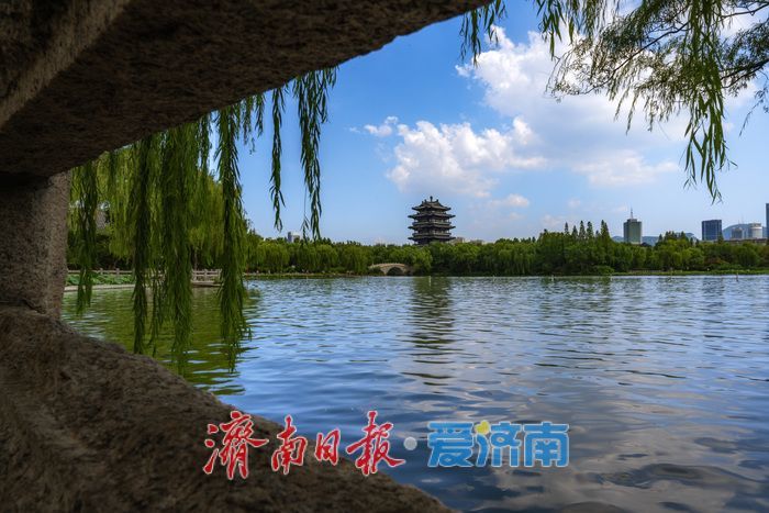 一年四季 泉在济南丨泉城消夏图鉴：大明湖成市民游客纳凉赏景“心头好”