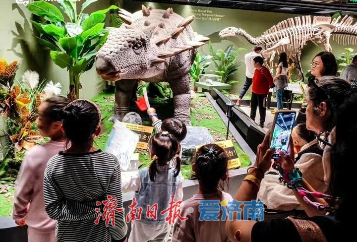 从狮城到泉城！济南起步区鹊山生态文化区借“南洋风”出圈，成假期文旅黑马