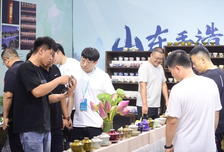 逛书博会，品山东手造之美