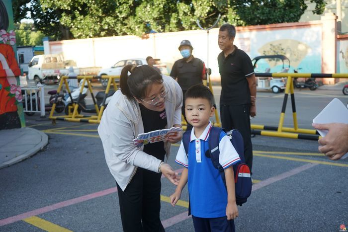 金秋启新程，济南市历城区殷陈小学暖心迎新点亮开学第一天