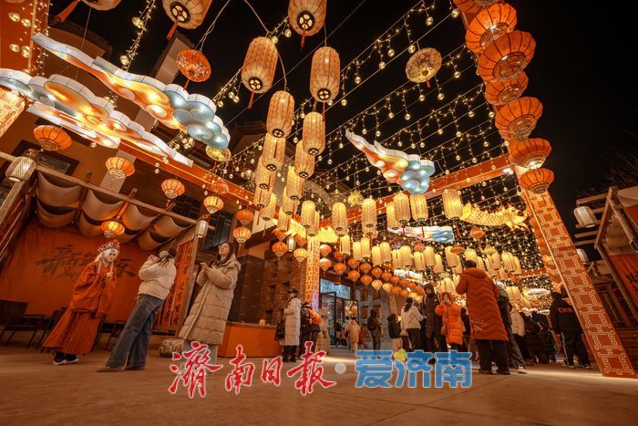 济南方特新春灯会盛大启幕 千灯映春解锁马年新春新体验