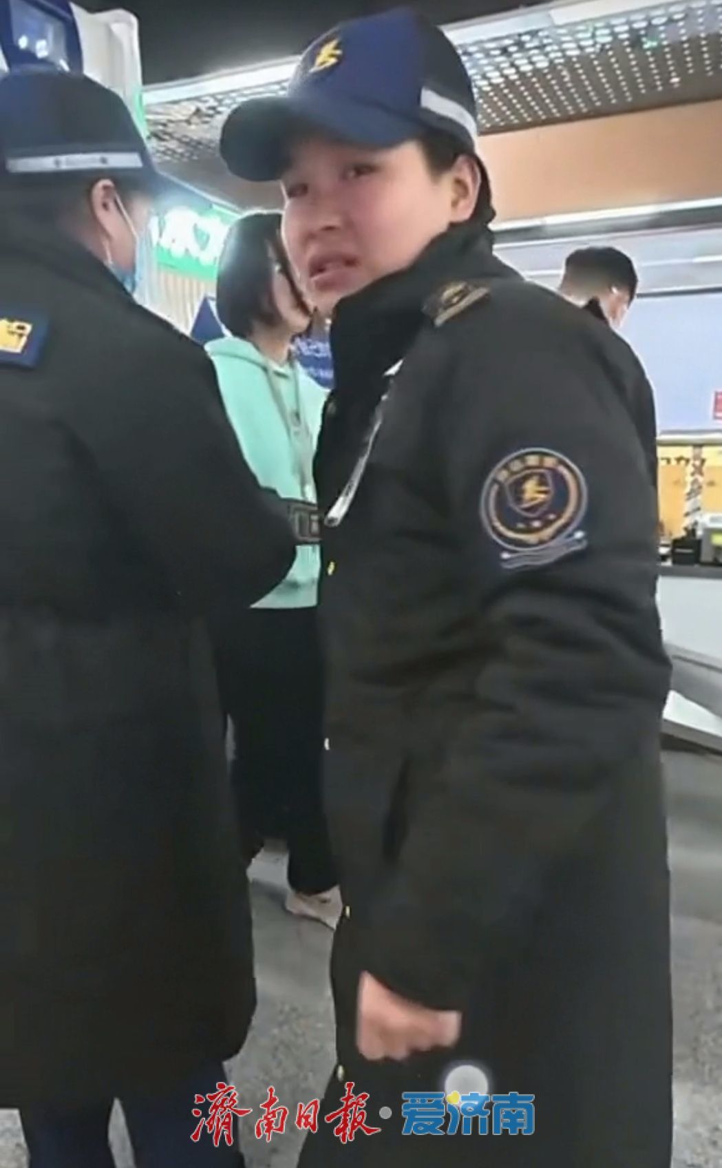 无声的守护，泉城的温度——一位盲人姑娘的济南暖心之旅