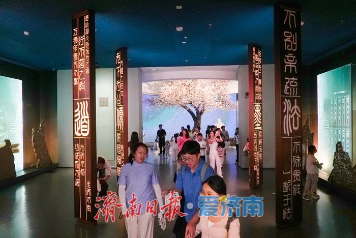 抓住暑期尾巴 山东博物馆参观持续火热