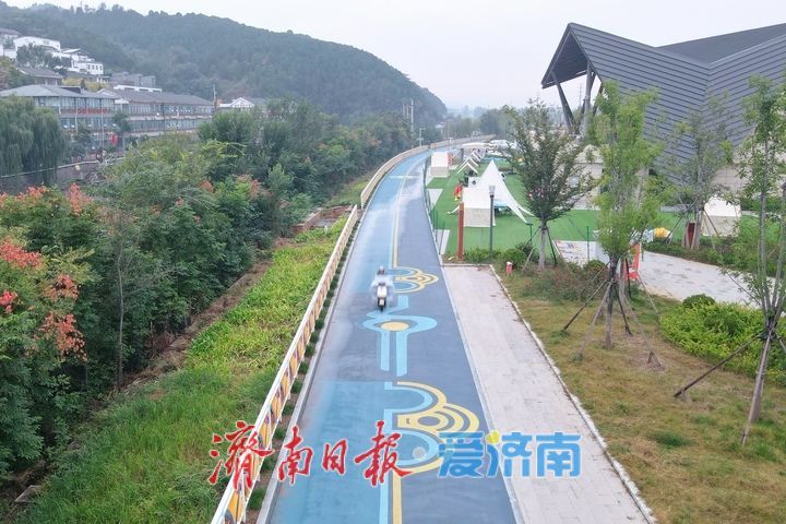 骑行道穿上“彩衣”，济南最美旅游公路颜值爆表