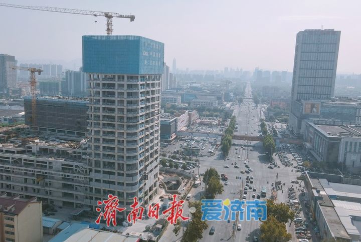 项目强省会｜项目建设加速成型，济泺路万融广场主体结构完工