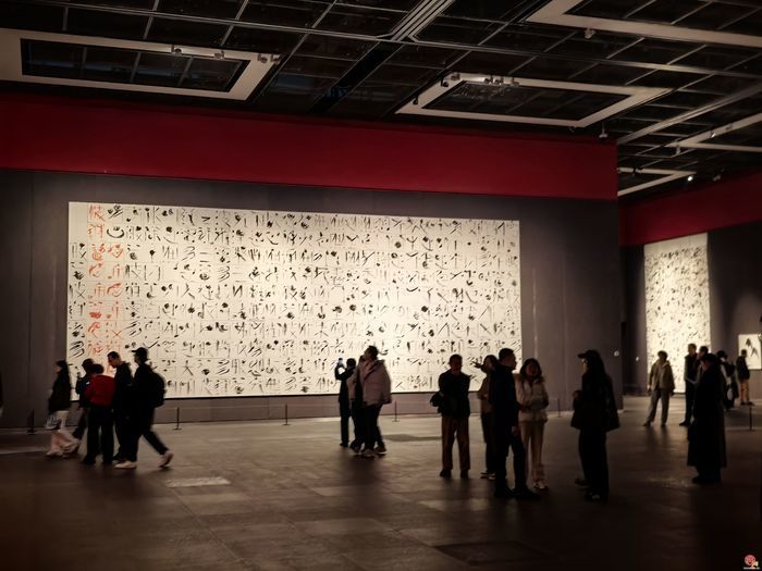 词语和书写的边界：刘彦湖卢俊舟双个展启幕 探索书法当代性新表达