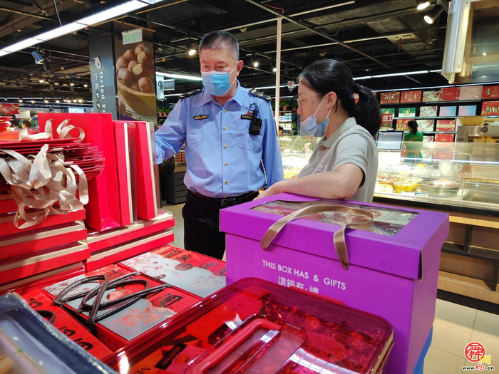 “双节”市场监管不打烊 守护泉城放心消费