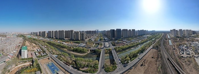 水生态治理成果显著 济南小清河春景如画