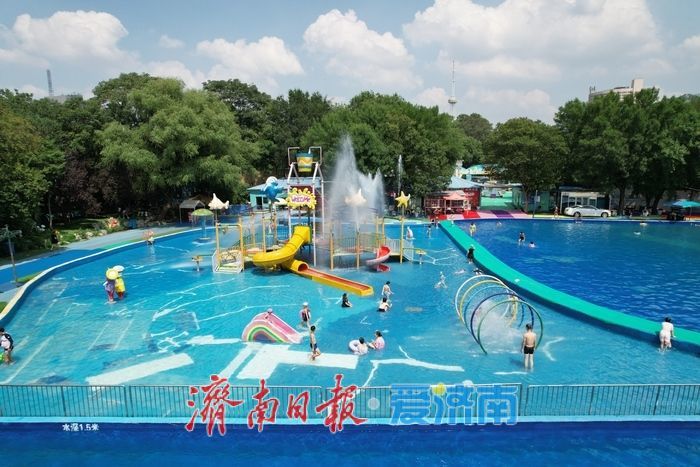 泉城公园水上乐园乐享清凉
