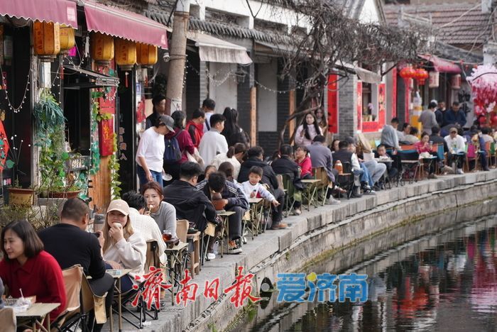 “泉”在济南过大年丨春节假期济南老城人气旺，泉水游成假日主流