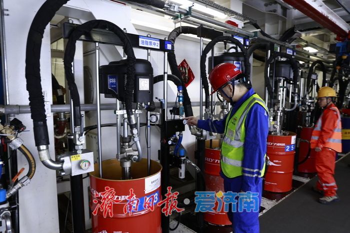 累计掘进1500米！记者带你穿黄！