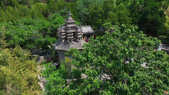 国宝风华丨千佛崖造像：崖壁低语 千年匠魂