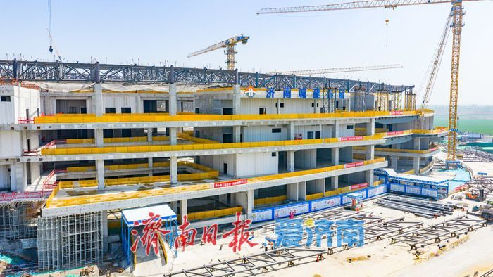 16.6万㎡游泳馆安装装修全面铺开 民生工程提速推进