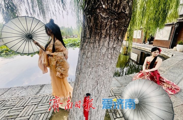 济南百花洲变身“百花”洲