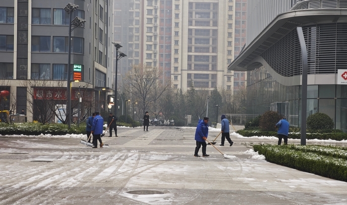 济南各主次干道无积雪，市民点赞济南清雪速度