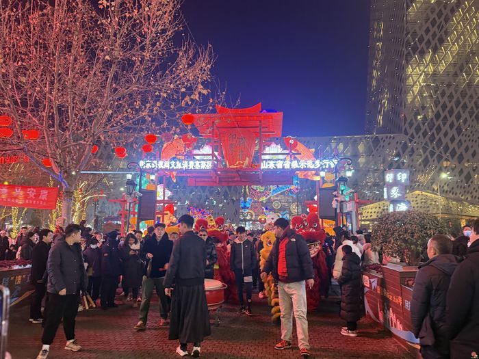 槐荫：72变闹元宵，团圆欢乐100%