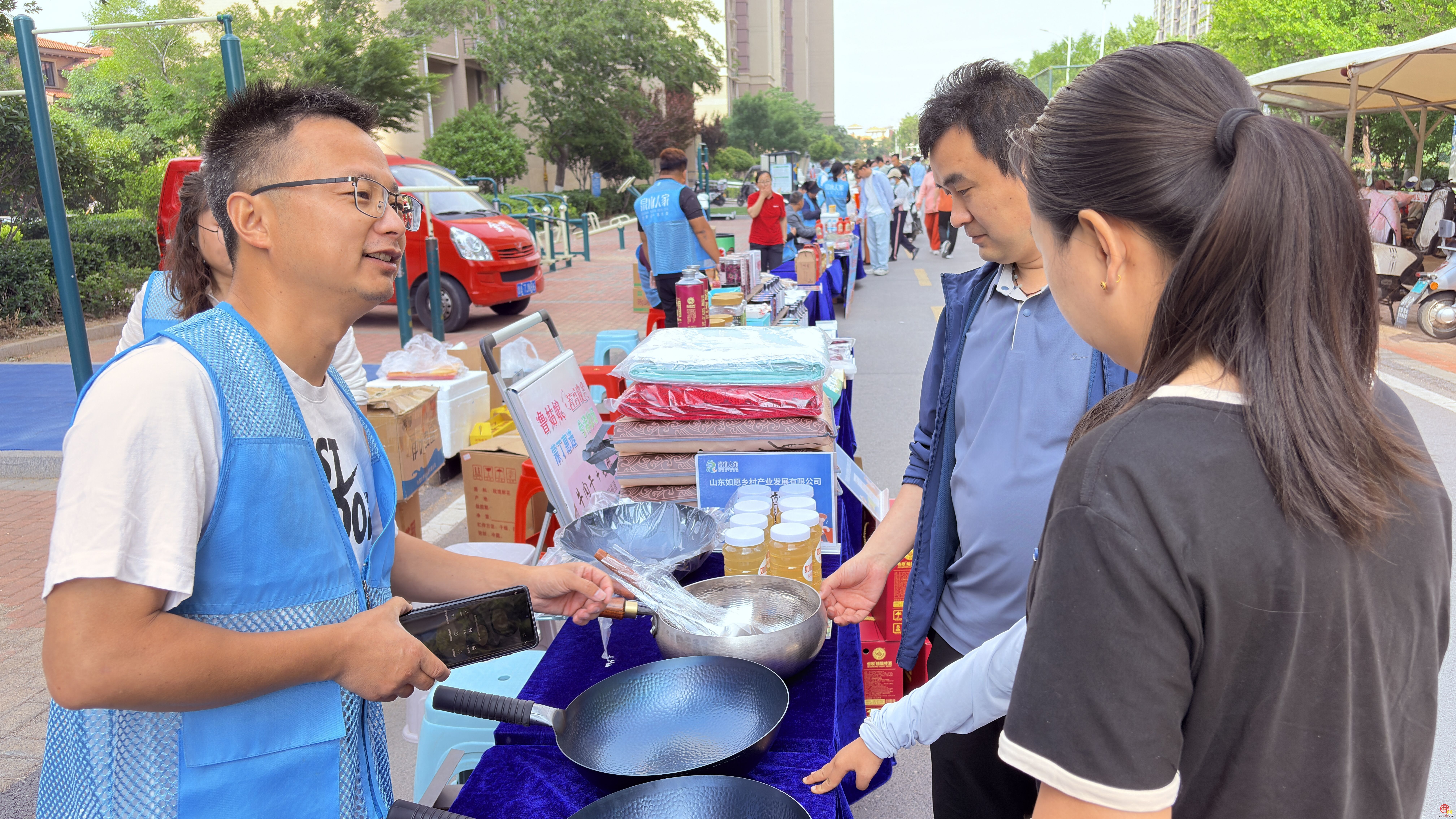 章丘这场“集”  烟火气拉满！泉水人家2026首场社区行热热闹闹收摊啦