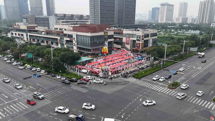 济南市历城区：“双圈” 融合促就业，招聘活动展新篇