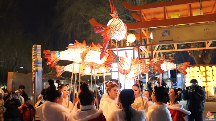 玩不够！济南的年“杠赛来”