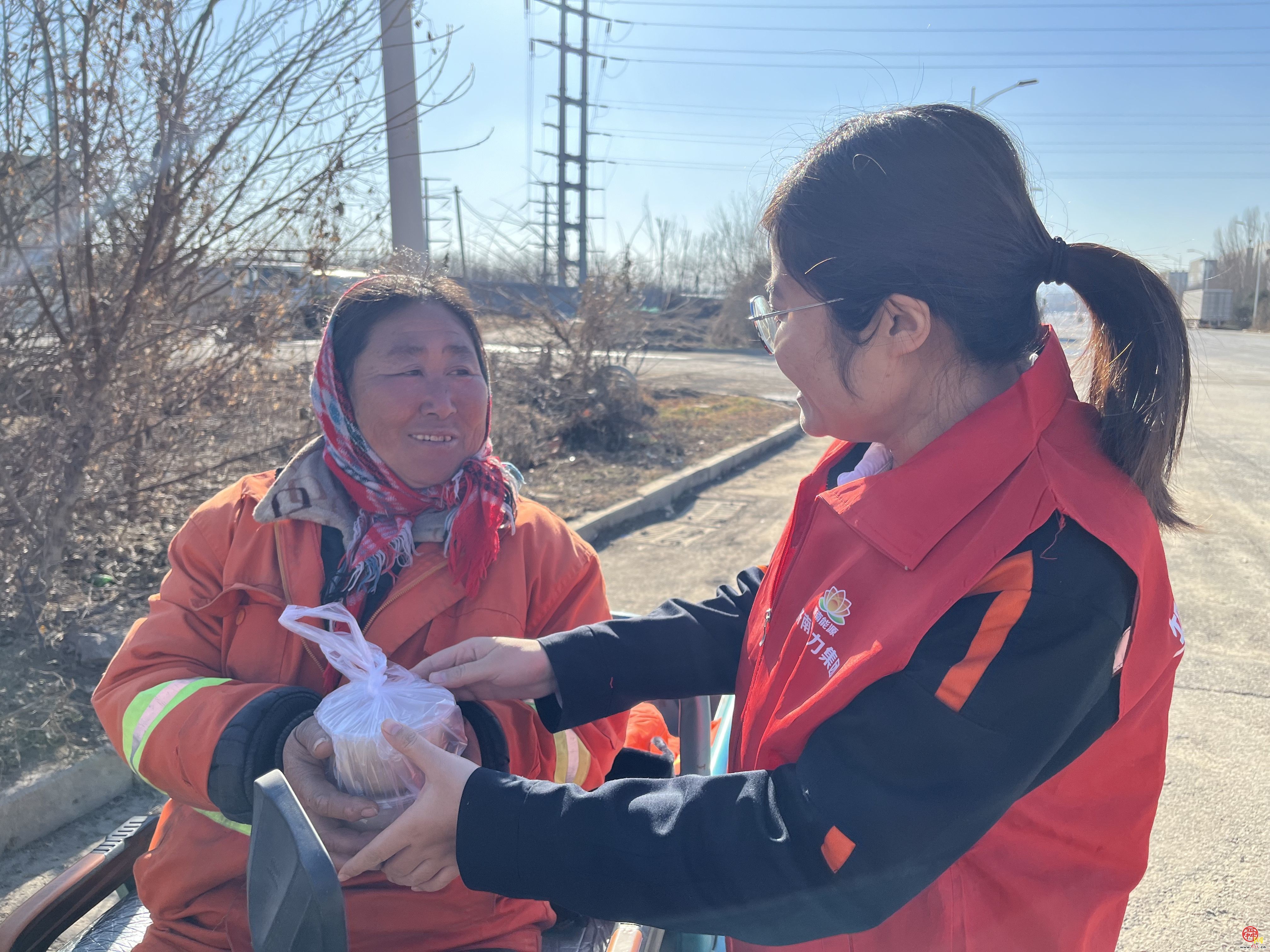 “温心”相伴  温暖腊八 济南热力集团组织开展腊八节系列活动