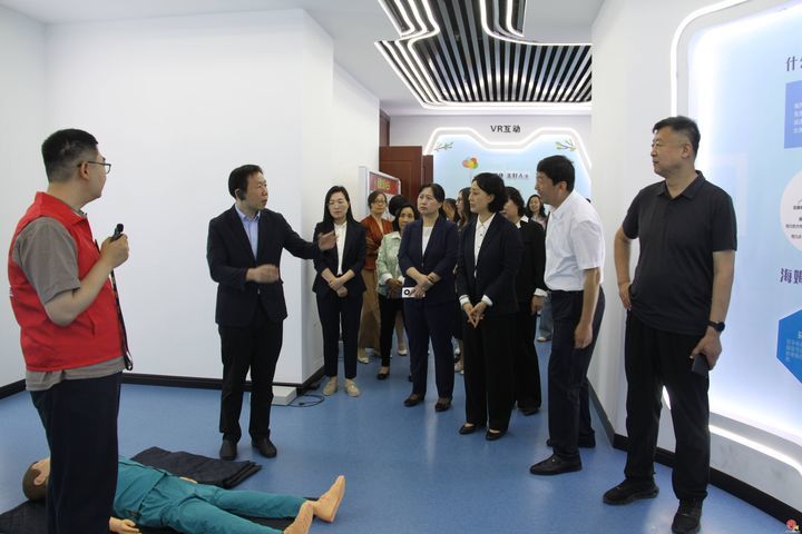 中国计生协《家庭健康指导员工作指南》试用研讨会暨师资实操技能达标活动在王舍人街道恒大城社区成功举办