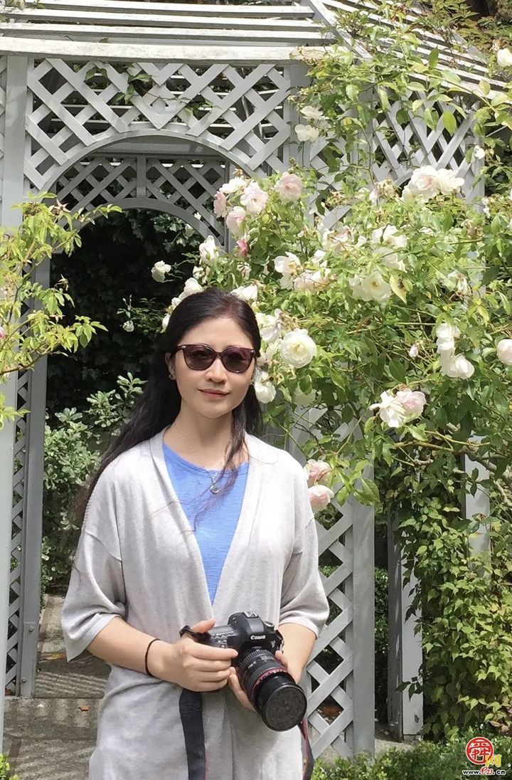 《济南泉水诗百家精选》签名赠书活动本月22日举办