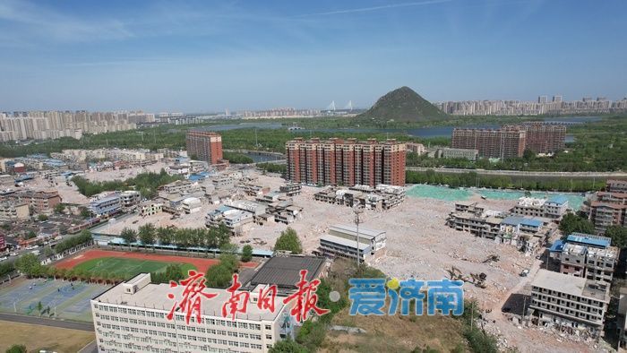 还乡店城中村改造按下“快进键”，村民自建房拆除进展显著