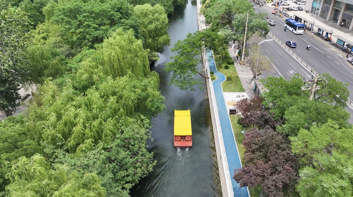 “一湖一环”绿道联通项目基本建成，上百名市民代表泉水绿道健步走共享绿色成果