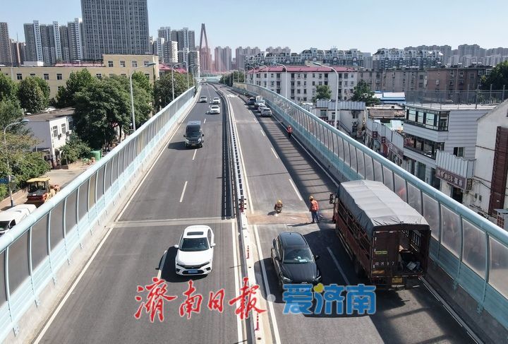 济南纬六路高架桥全面冲刺10月完工