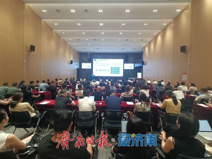 签约金额超2100万元 全市机器人科技成果路演推介会举办