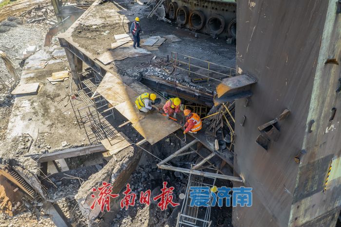 济钢3200立方米高炉“留骨焕新” 启动更新改造