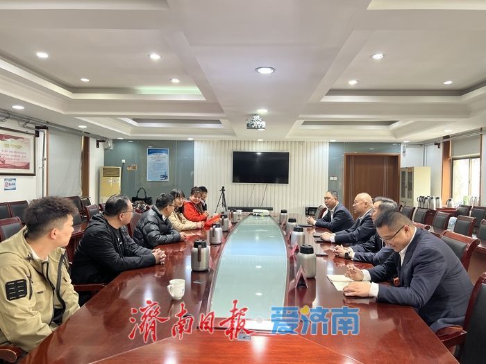 526路精准优化助老出行 济南公交暖心服务获赠锦旗