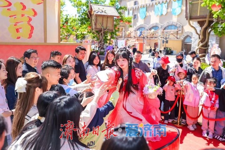 趵眼｜青龙桥下流淌“蓝色星河” 济南的夜如此让人沉醉