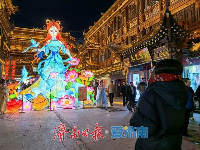 济南这里今晚亮灯，三大神仙灯组美到窒息